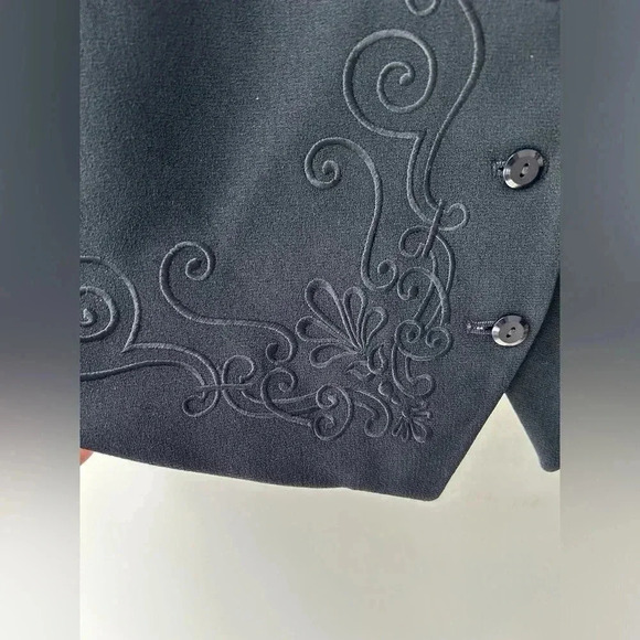 Vintage Liz Claiborne embroidered vest - Picture 6 of 10
